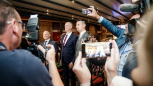 pjevanje ustaških pjesama