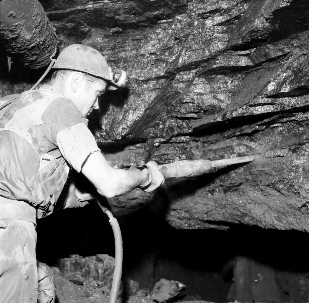 Iz Tasićeve serije fotografija rudara